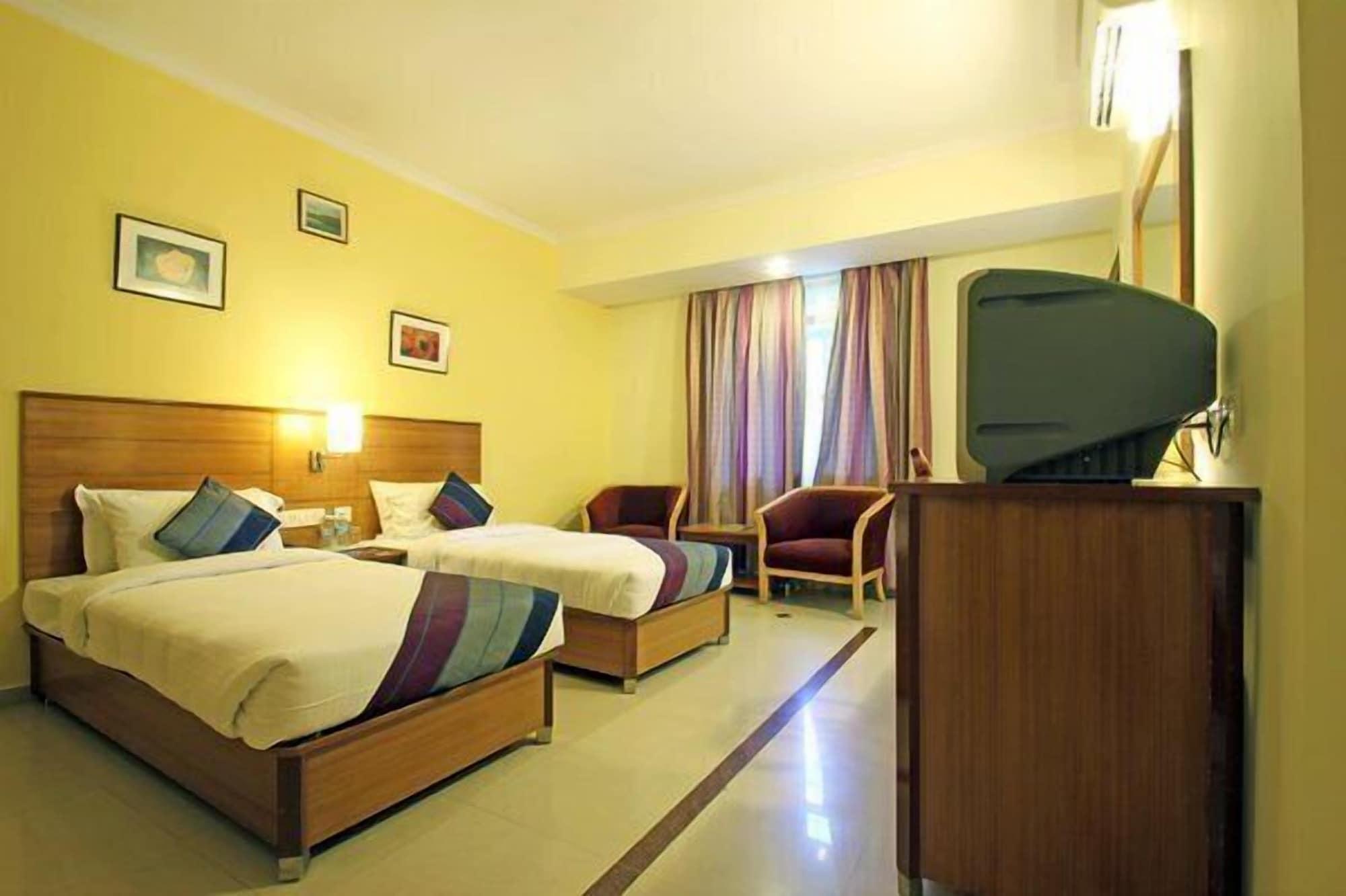 Ramanashree Brunton Hotel Bangalore Exterior foto