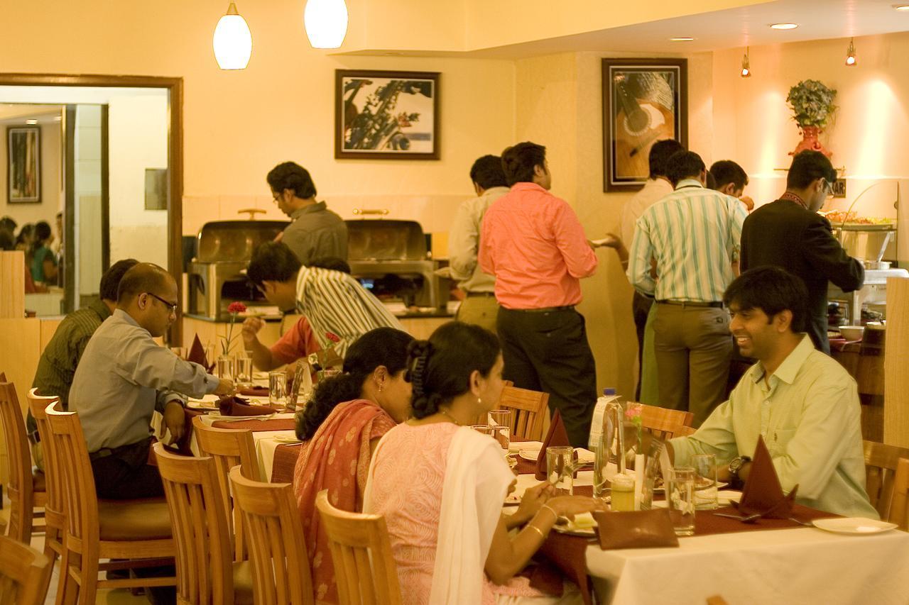 Ramanashree Brunton Hotel Bangalore Exterior foto